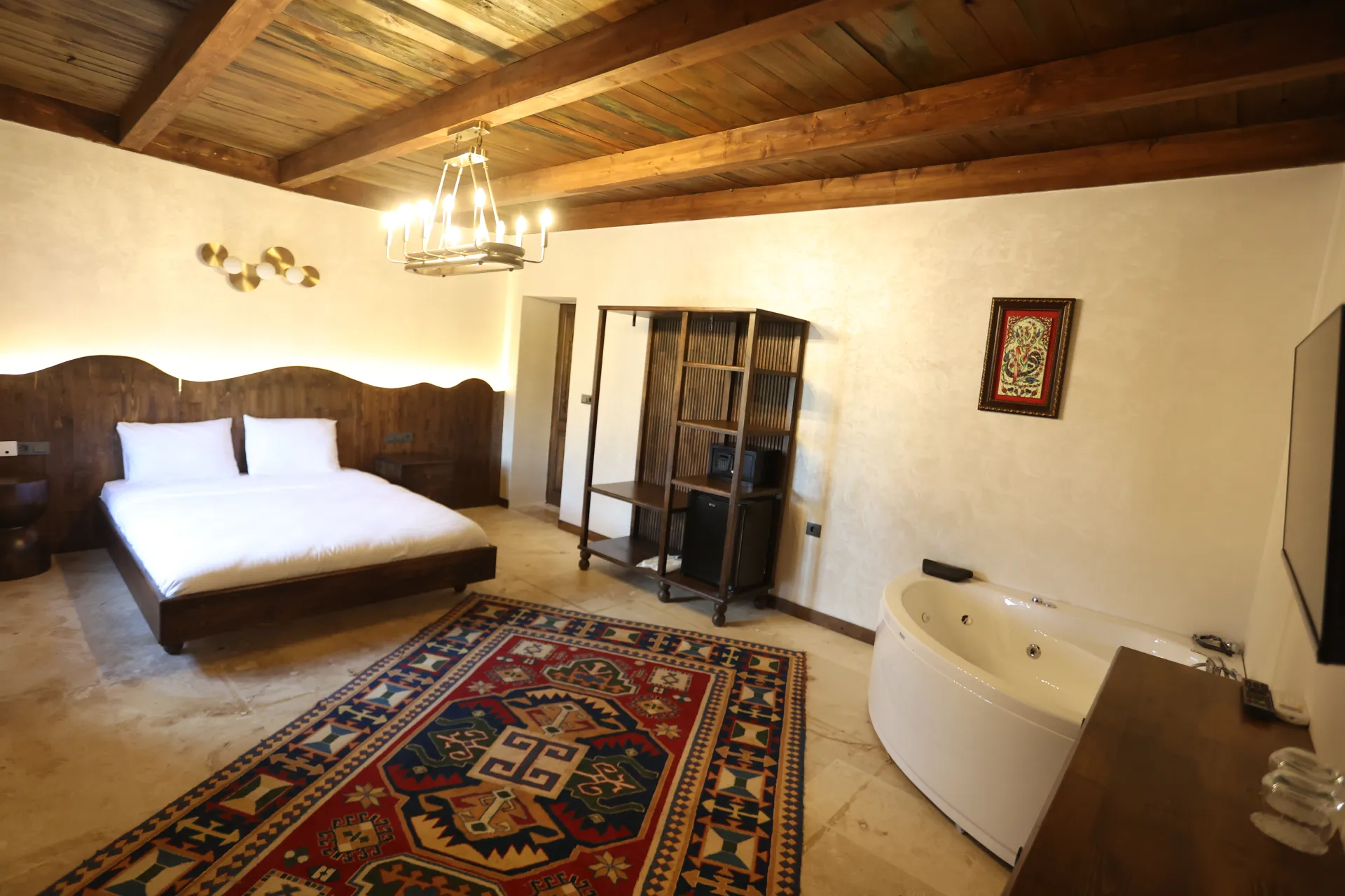 Deluxe_Room_with_Jacuzzi 208_HYR_5337